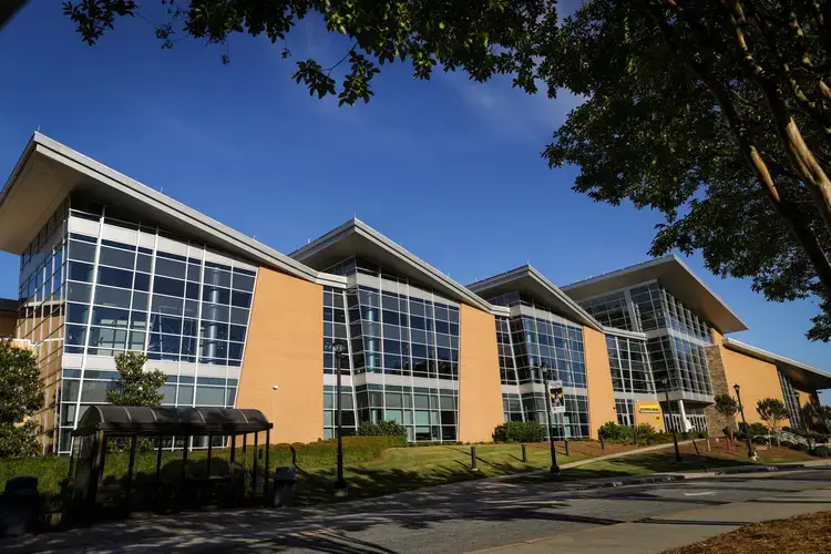 Kennesaw State Siegel Student Recreation & Activities Center Track